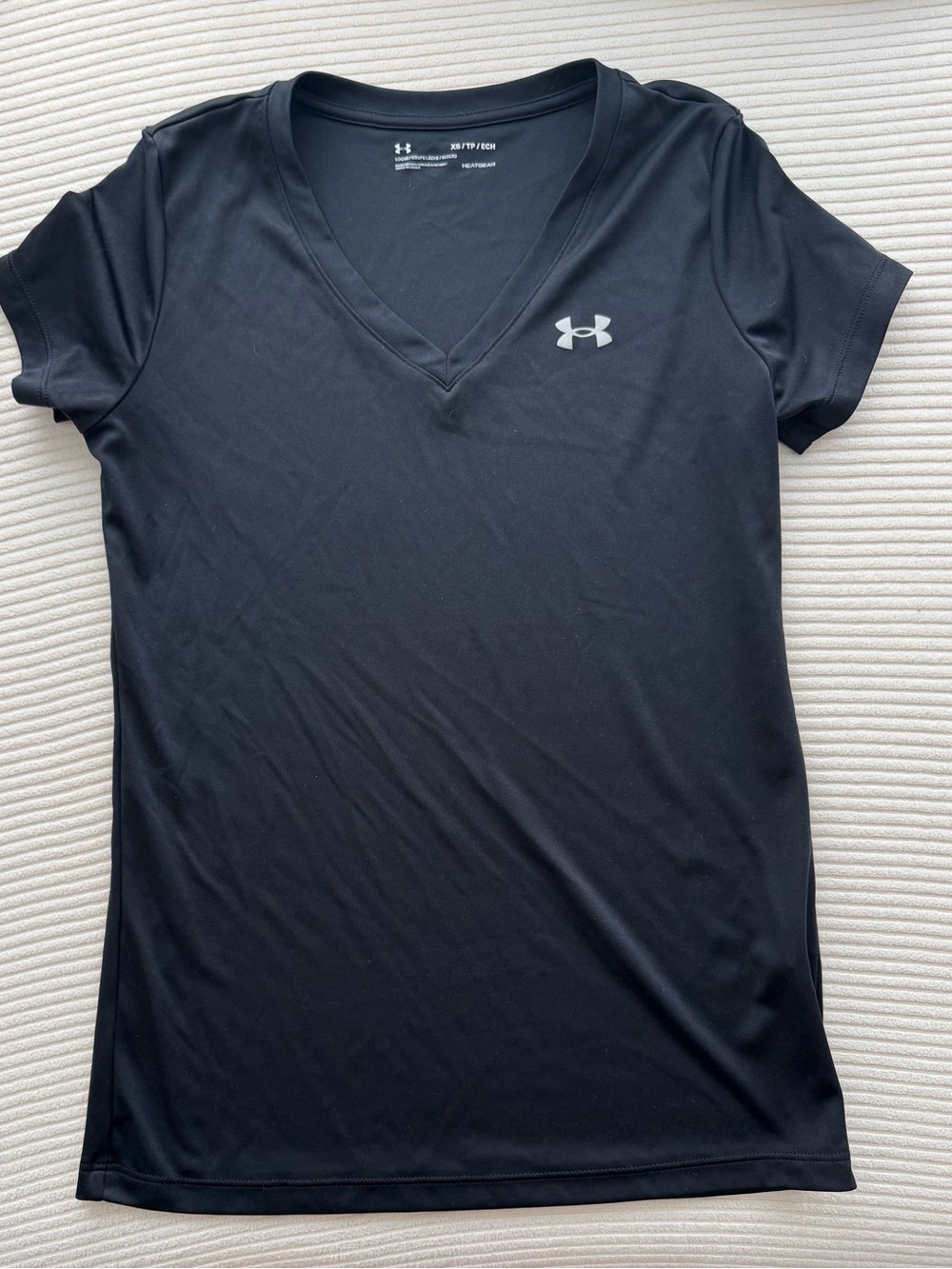 Under Armour Women’s Black V-Neck Active Tee with Silver Logo